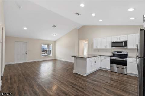 9018 Penny Cir, Labelle FL - photo 10 of 43