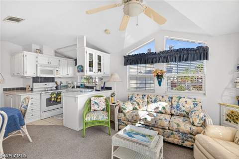 3131 Crystal Lake Dr, Naples FL - photo 6 of 40