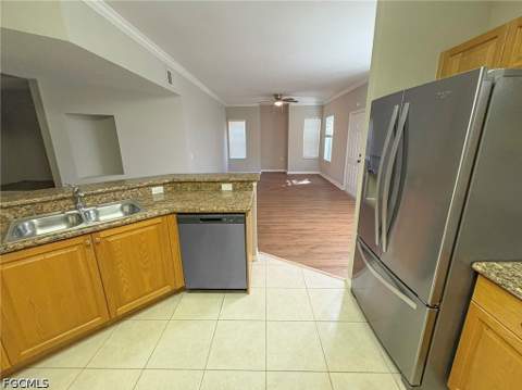 1782 Concordia Lake Cir 2803, Cape Coral FL - photo 8 of 28