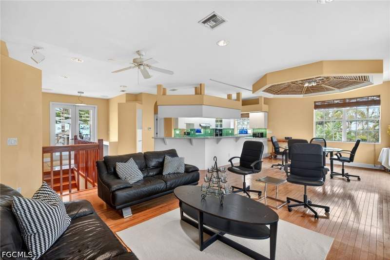 3 bedroom SingleFamilyResidence at 14941 Center St, Buckingham Air Park, Fort Myers — photo 5