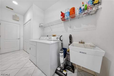 519 Prospect Ave, Lehigh Acres FL - photo 21 of 42