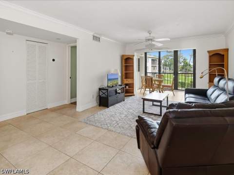 221 Fox Glen Dr 2201, Naples FL - photo 8 of 37