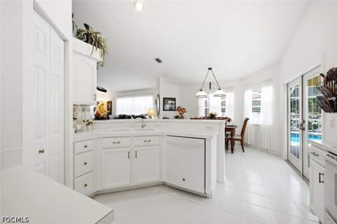 4417 SW 25th Pl, Cape Coral FL - photo 8 of 34