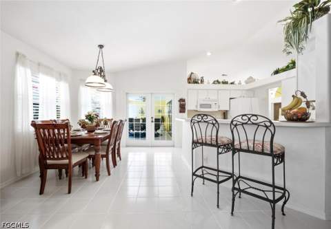 4417 SW 25th Pl, Cape Coral FL - photo 9 of 34