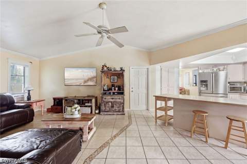 338 SE 46th Ln, Cape Coral FL - photo 7 of 27