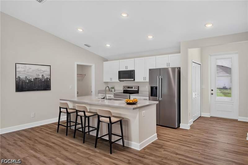 4 bedroom SingleFamilyResidence at 615 NW 29th St, Cape Coral, Cape Coral — photo 4