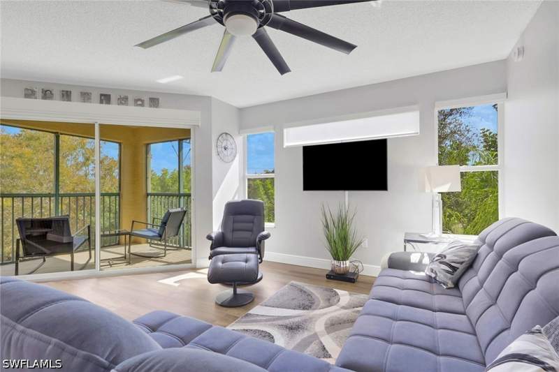 1 bedroom Condominium at 8851 Colonnades Ct W 131, San Mirage, Bonita Springs — photo 5
