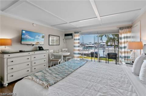 900 Broad Ave S 133/134, Naples FL - photo 17 of 37