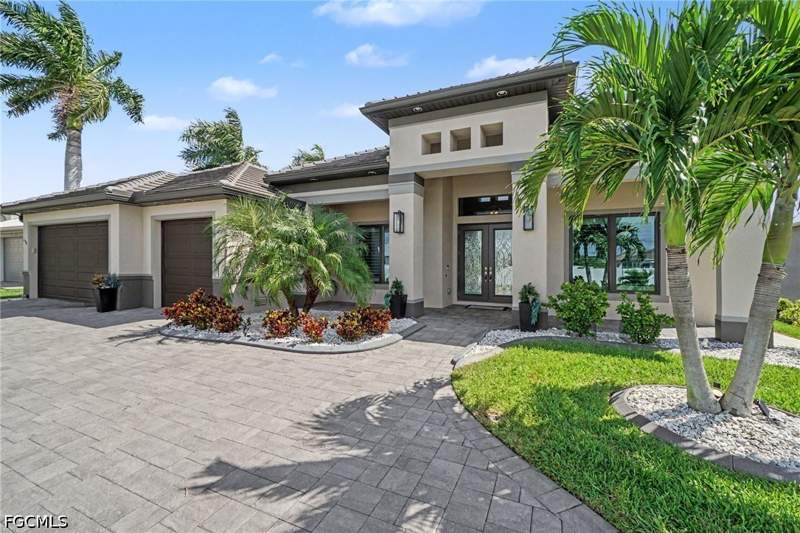 3 bedroom SingleFamilyResidence at 125 NW 33rd Ave, Cape Coral, Cape Coral — photo 2