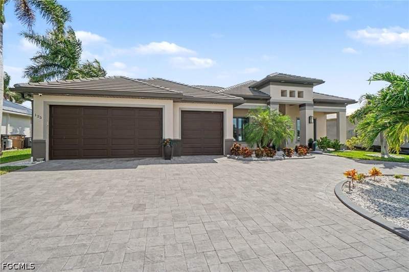 3 bedroom SingleFamilyResidence at 125 NW 33rd Ave, Cape Coral, Cape Coral — photo 3