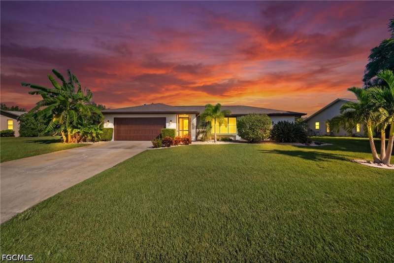 3 bedroom SingleFamilyResidence at 1809 SE 6th St, Cape Coral, Cape Coral — photo 3