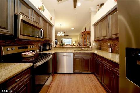 14971 Hickory Greens Ct, Fort Myers FL - photo 6 of 51