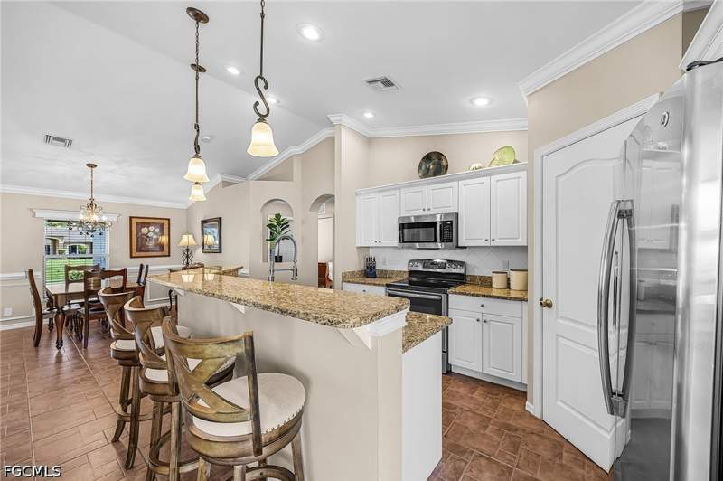 3 bedroom SingleFamilyResidence at 3038 SW 10th Pl, Cape Coral, Cape Coral — photo 5