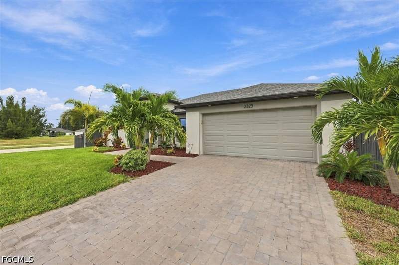 3 bedroom SingleFamilyResidence at 2323 NW 43rd Ave, Cape Coral, Cape Coral — photo 3