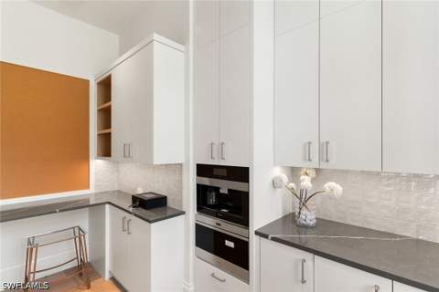 3277 Gordon Dr, Naples FL - photo 10 of 50