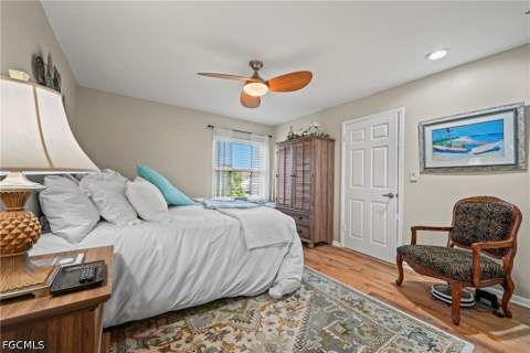 9290 Lake Park Dr 201, Fort Myers FL - photo 15 of 30