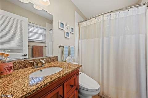 9290 Lake Park Dr 201, Fort Myers FL - photo 16 of 30