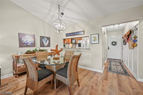 9290 Lake Park Dr 201, Fort Myers FL - photo 6 of 30