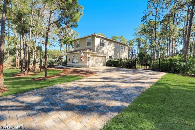 5 bedroom SingleFamilyResidence at 25295 Catskill Dr, San Carlos Estates, Bonita Springs — photo 5
