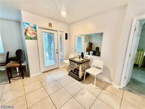 902 Susan Ave N, Lehigh Acres FL - photo 11 of 30