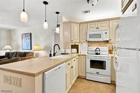 845 E Gulf Dr 342, Sanibel FL - photo 8 of 36