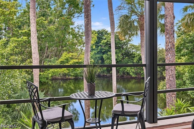 2 bedroom Condominium at 906 Big Pine Way, Pinebrook Lakes Condo, Fort Myers — photo 3