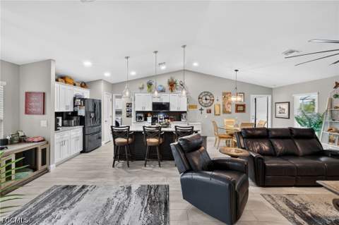 614 NW 38th Ave, Cape Coral FL - photo 9 of 47