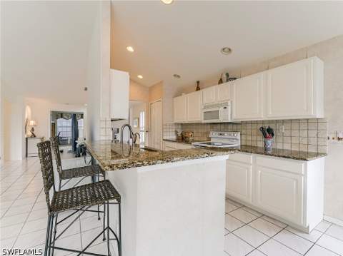 23511 Sandycreek Ter 1110, Estero FL - photo 10 of 37