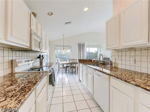 23511 Sandycreek Ter 1110, Estero FL - photo 7 of 37