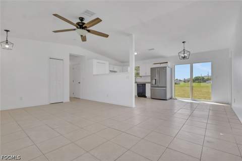 2028 NE 17th Pl, Cape Coral FL - photo 7 of 27