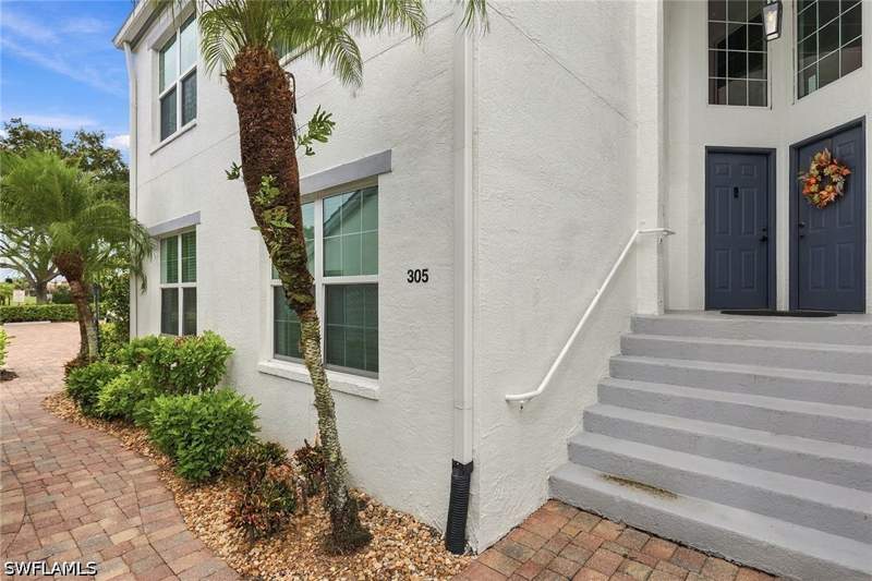 2 bedroom Condominium at 5964 Sand Wedge Ln 305, Wedge Wood At The Strand, Naples — photo 2