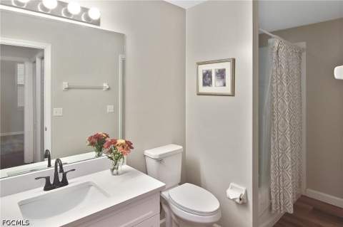8056 Queen Palm Ln 643, Fort Myers FL - photo 12 of 21