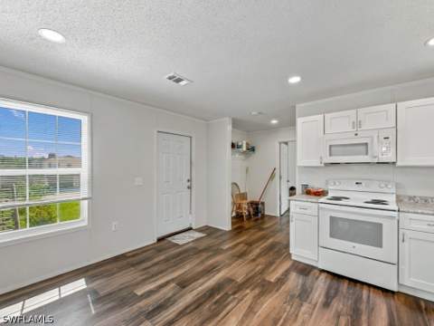 775 Copeland Ave S, Everglades City FL - photo 10 of 20