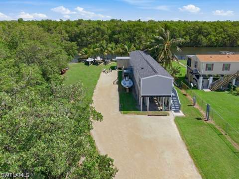 775 Copeland Ave S, Everglades City FL - photo 12 of 20