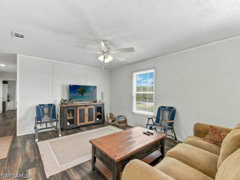 775 Copeland Ave S, Everglades City FL - photo 9 of 20