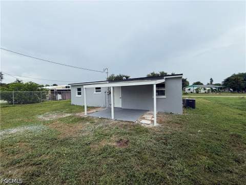 31 Andora St, Lehigh Acres FL - photo 10 of 34