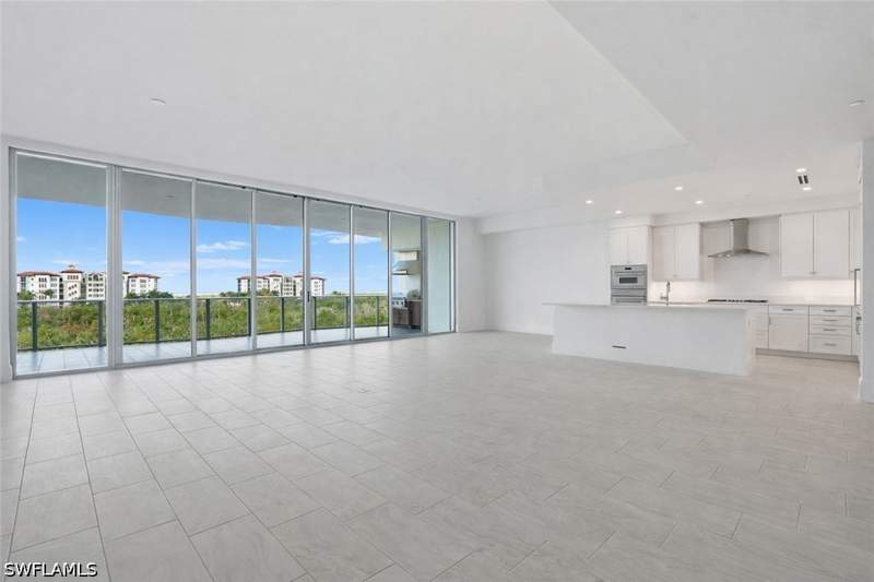 3 bedroom Condominium at 4810 Pelican Colony 403, Infinity At The Colony, Bonita Springs — photo 4