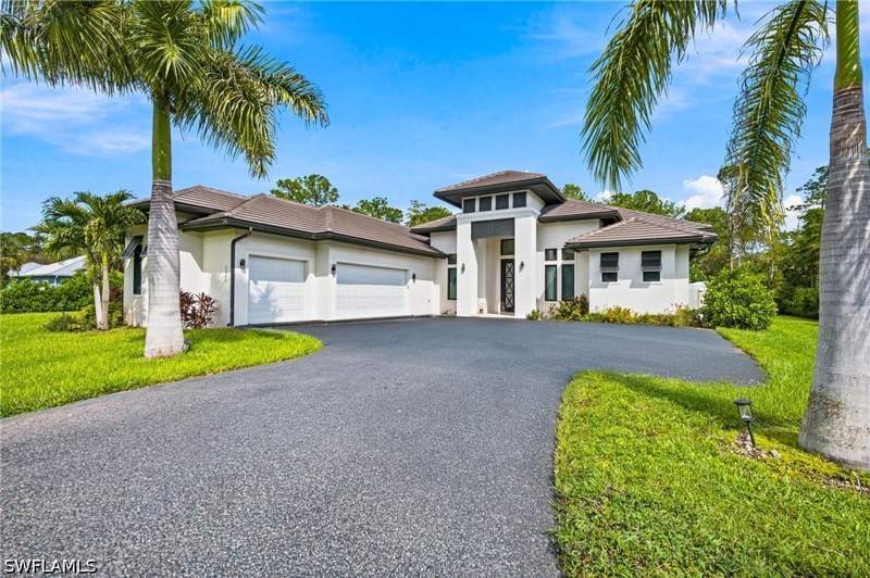 4 bedroom SingleFamilyResidence at 2265 Golden Gate Blvd W, Golden Gate Estates, Naples — photo 2