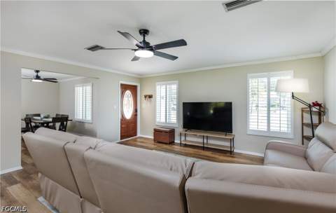 4165 Yarmouth Ct, North Fort Myers FL - photo 7 of 41