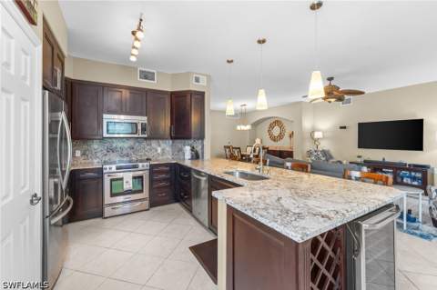 3970 Bishopwood Ct W 102, Naples FL - photo 9 of 34