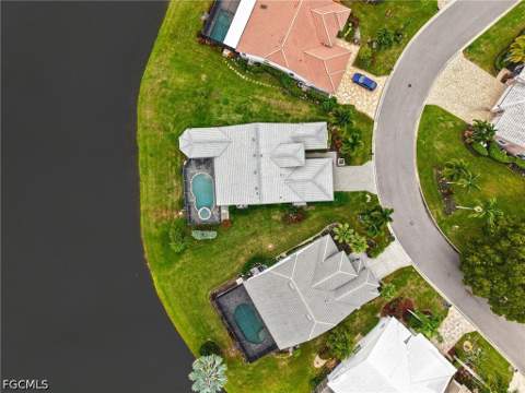 9201 Old Hickory Cir, Fort Myers FL - photo 10 of 53