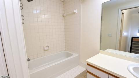 6899 Pentland Way 114, Fort Myers FL - photo 21 of 29