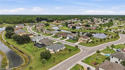 8091 Allamanda Ct, Lehigh Acres FL - photo 6 of 48
