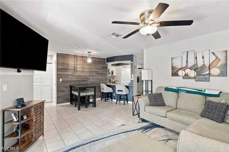 2 bedroom Condominium at 13264 White Marsh Ln 3304, Terrace Condo Village, Fort Myers — photo 2