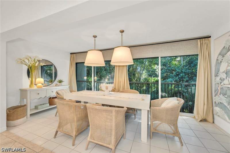 3 bedroom Condominium at 205 Via Perignon 2-3, Tra Vigne, Naples — photo 5