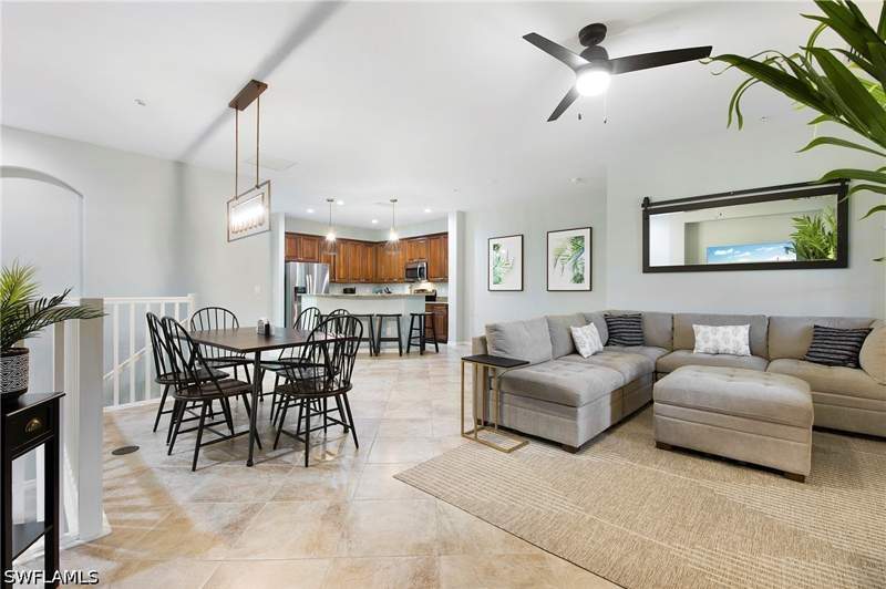 3 bedroom Townhouse at 8975 Malibu St 1304, Ole, Naples — photo 2