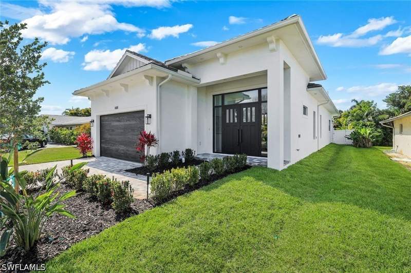 4 bedroom SingleFamilyResidence at 668 93rd Ave N, Naples Park, Naples — photo 2