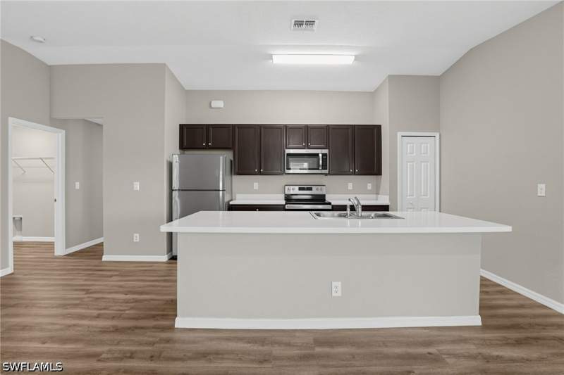 4 bedroom SingleFamilyResidence at 3114 13th St SW, Lehigh Acres, Lehigh Acres — photo 4