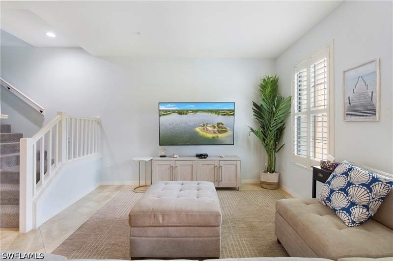 3 bedroom Townhouse at 9064 Capistrano St N 5002, Ole, Naples — photo 3