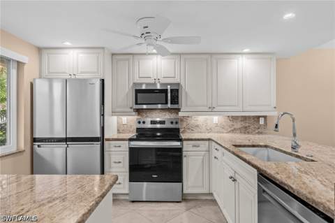 160 Palm Dr 5, Naples FL - photo 12 of 23